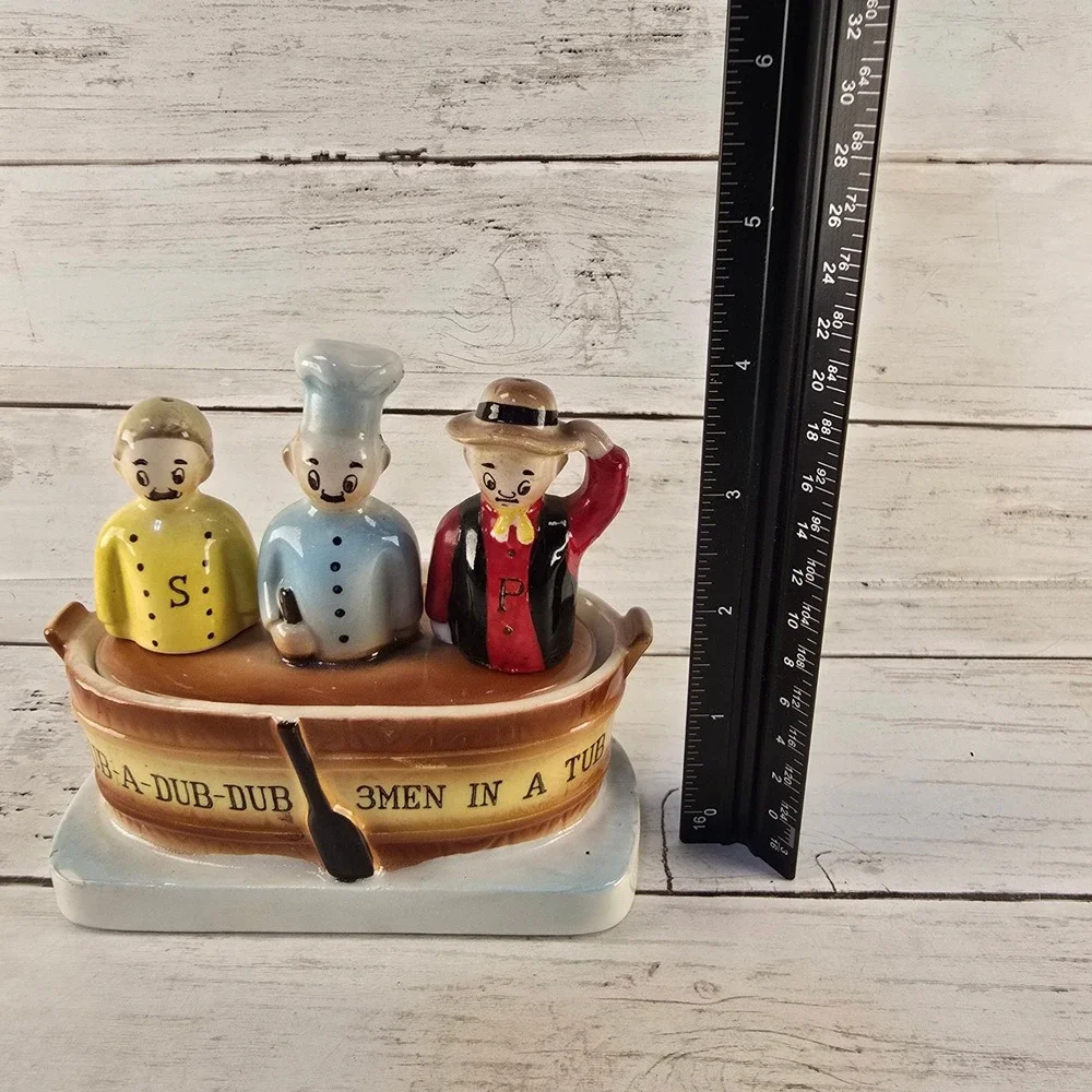 Vintage Enesco Rub-A-Dub-Dub 3 Men in a Tub Salt Pepper Shaker Set E3230 Ceramic